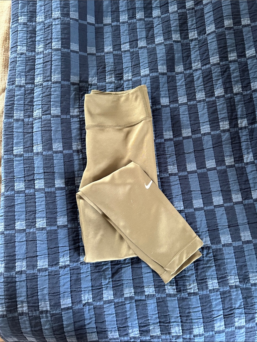 Nike Kids Olive-Tone High-Waist Leggings